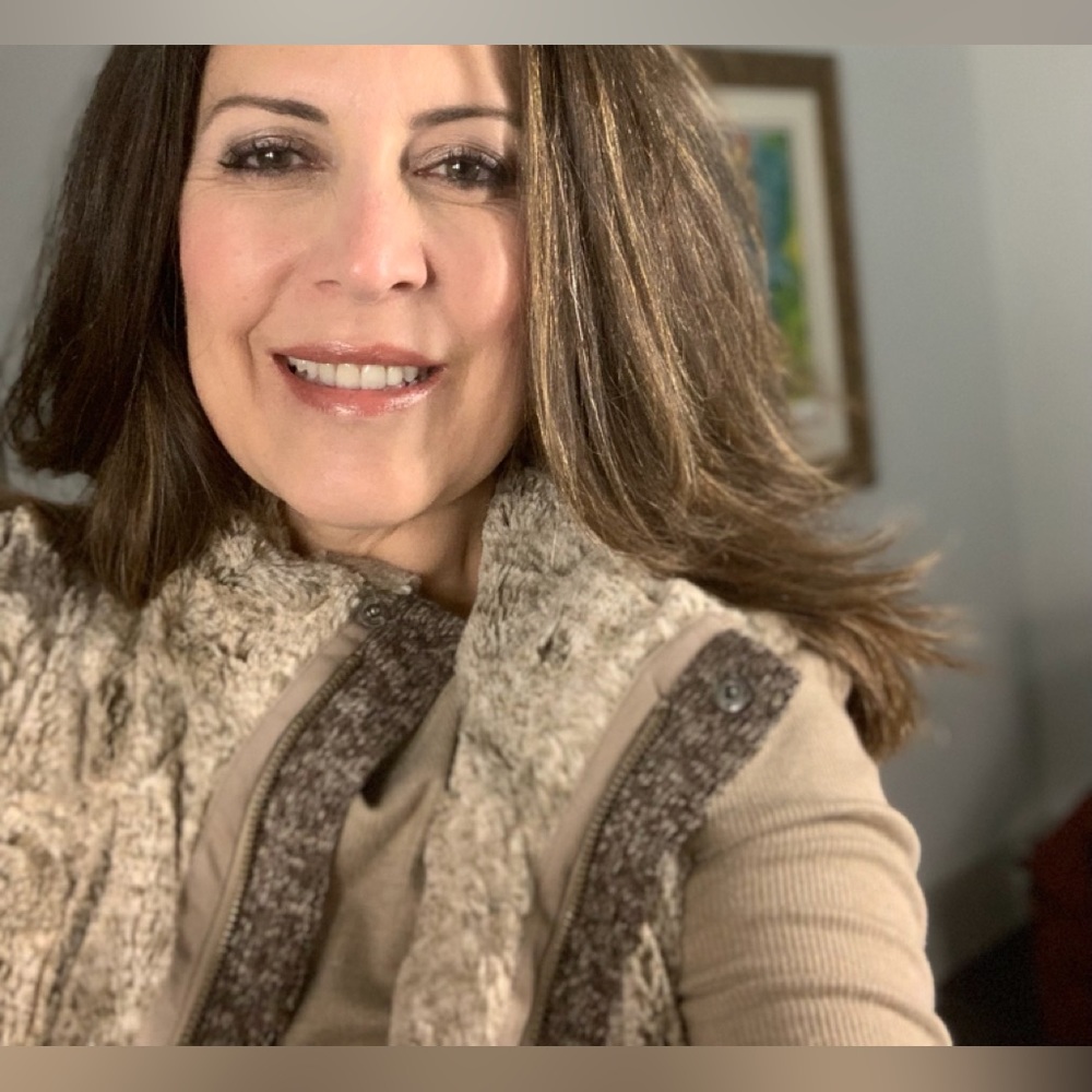 Meet your Posher, Renee